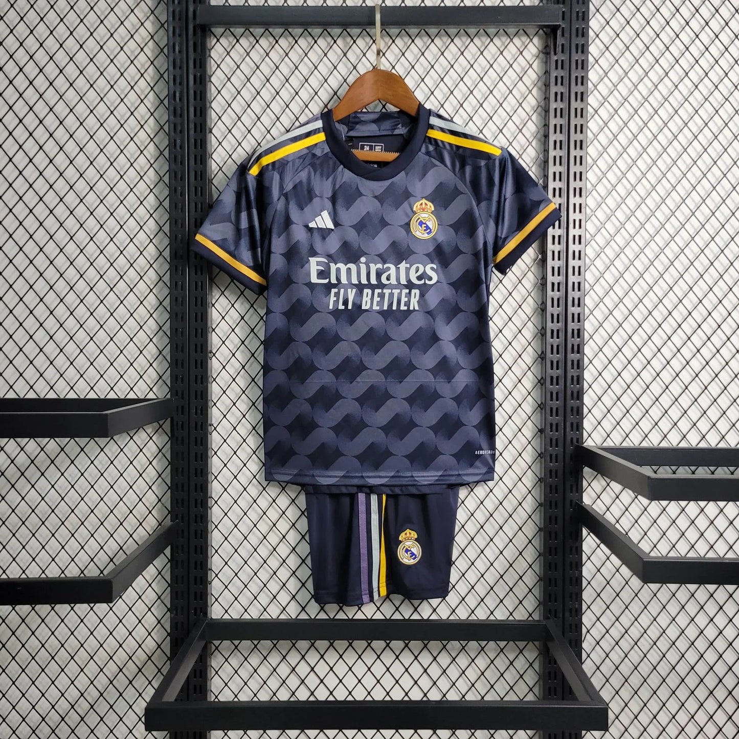 Kit Enfant Real Madrid 2024/25