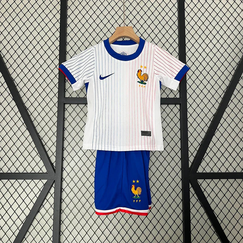 Kit Enfant France 2024/25