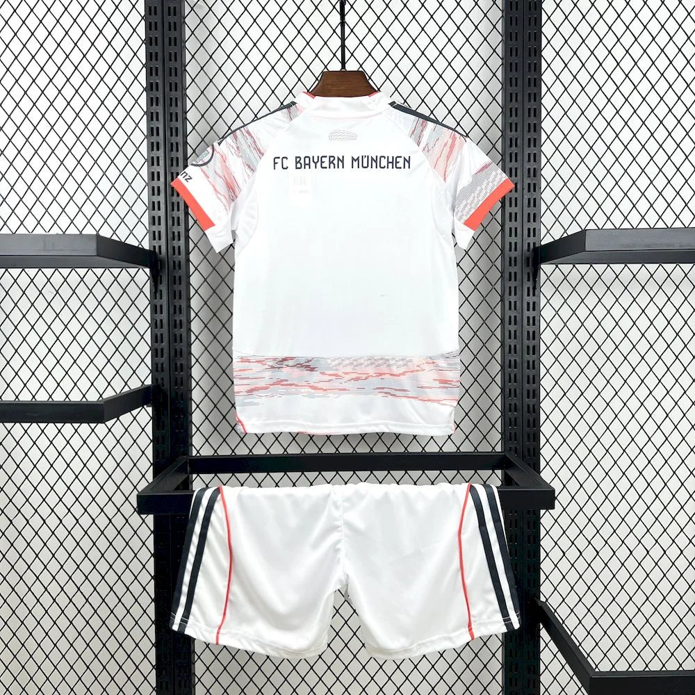 Kit Enfant Bayern Munich 2025/26